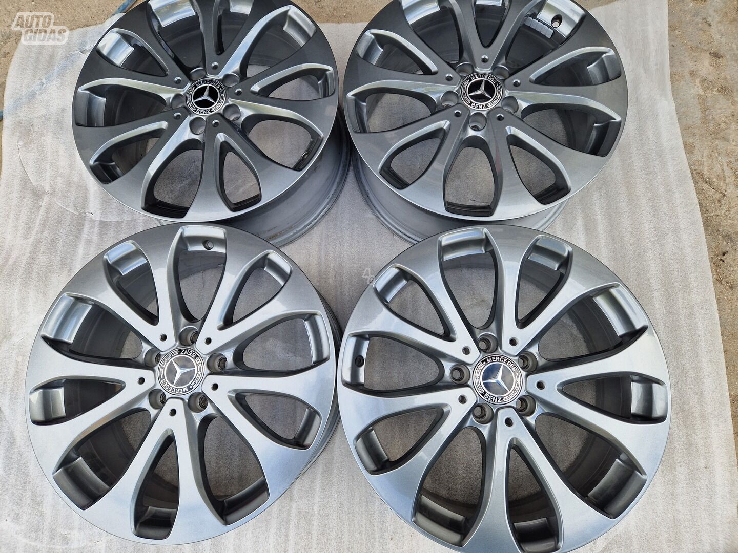 Mercedes-Benz E klasė, W213 E 350 light alloy R18 rims