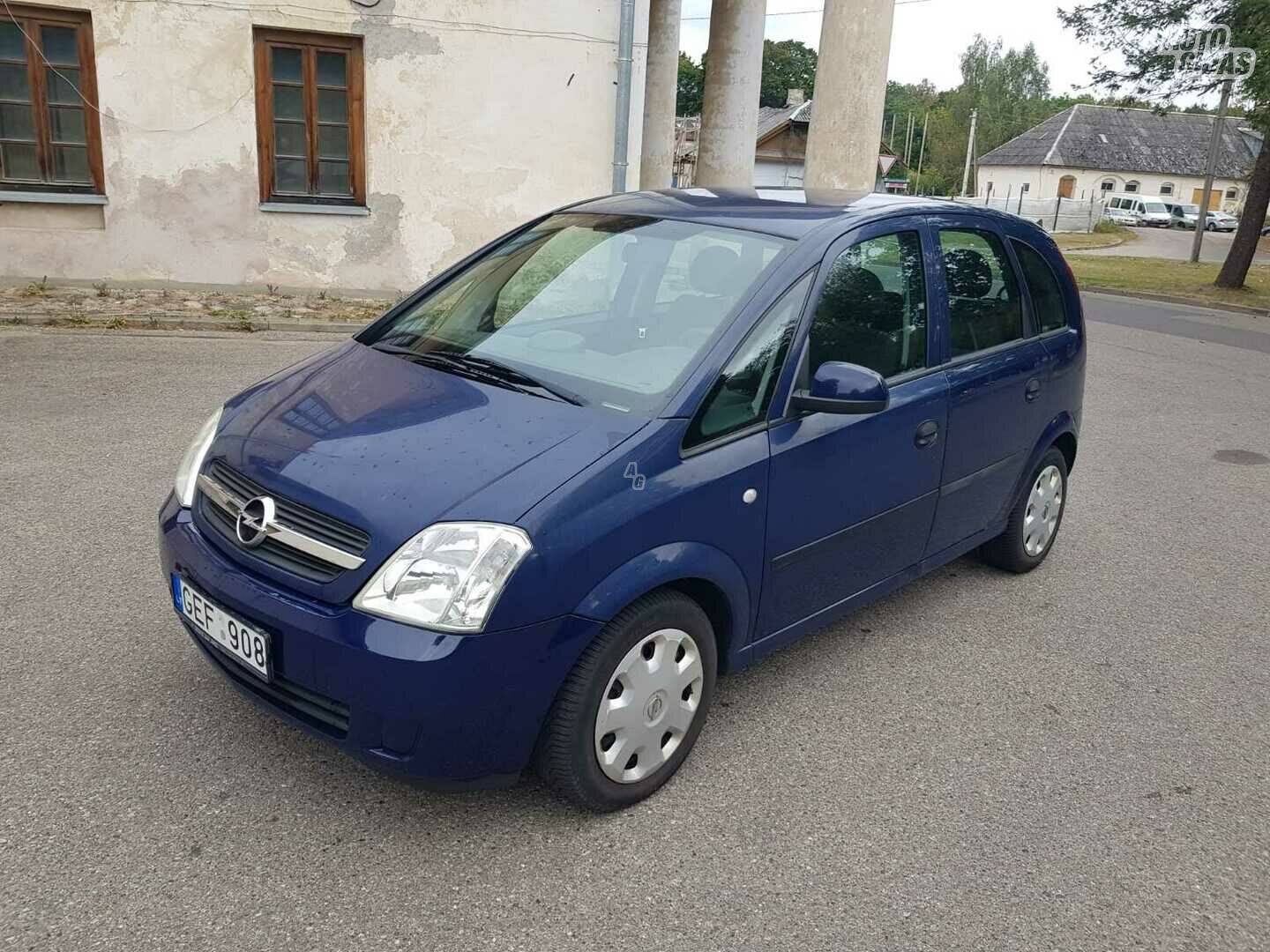 Opel Meriva 2004 y Hatchback