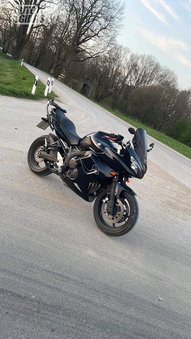 Yamaha FZ 2009 m Klasikinis / Streetbike motociklas