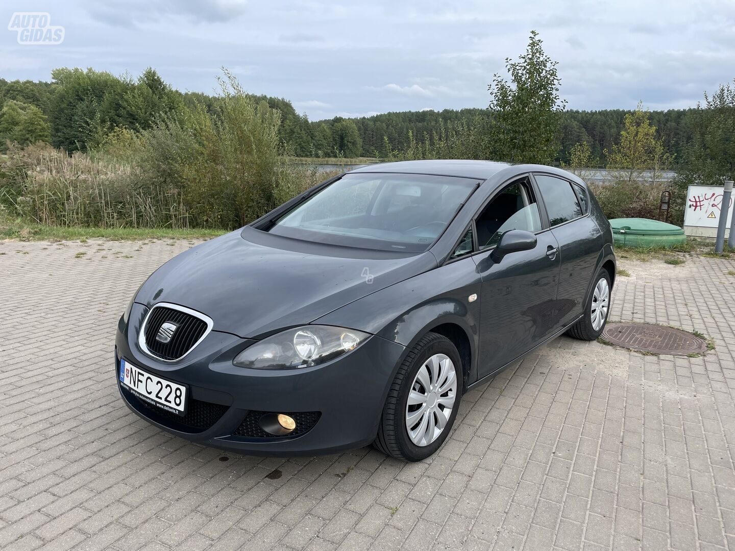 Seat Leon 2006 г Хэтчбек