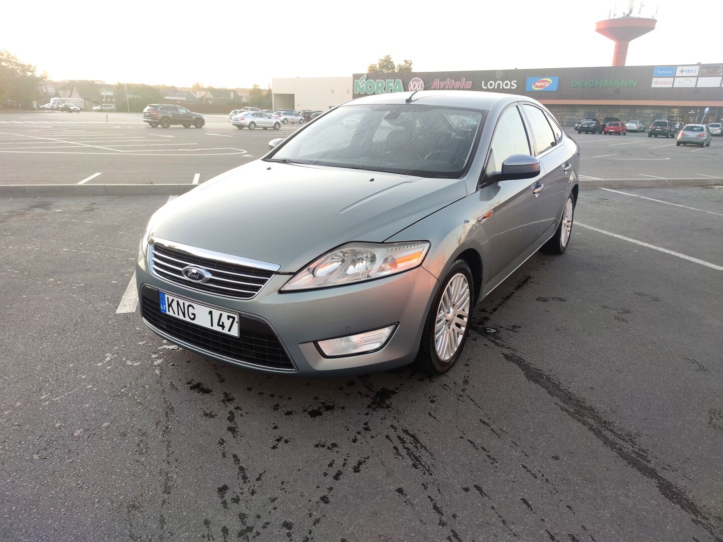 Ford Mondeo 2008 y Sedan