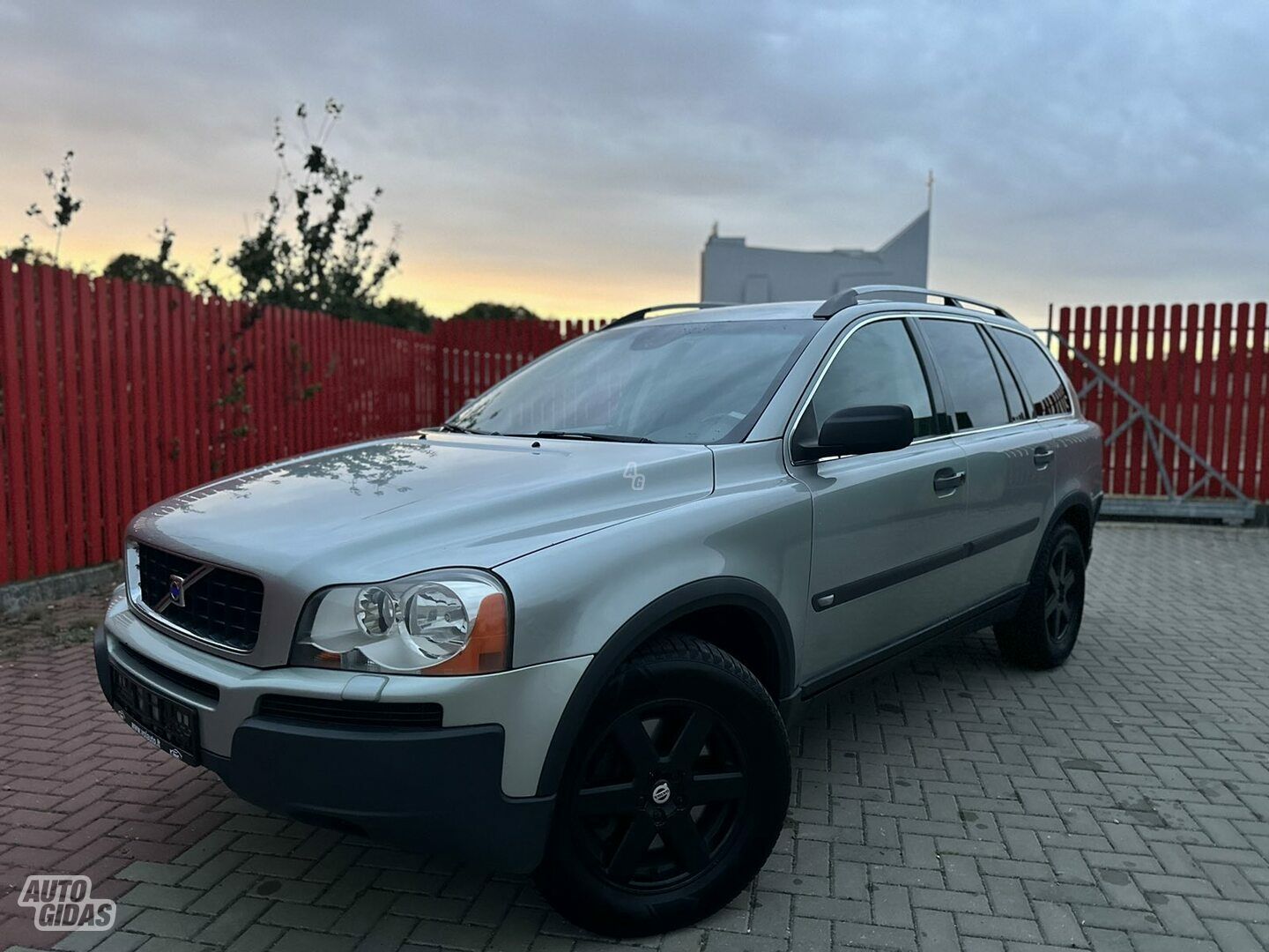 Volvo XC90 I D5 2004 y