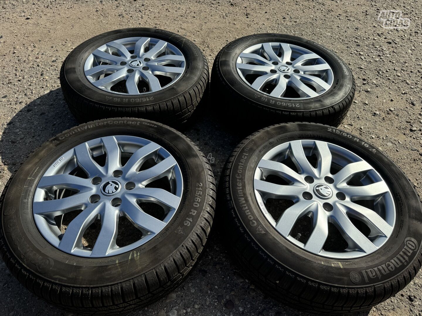 Skoda Siunciam, 6,5J ET45 light alloy R16 rims