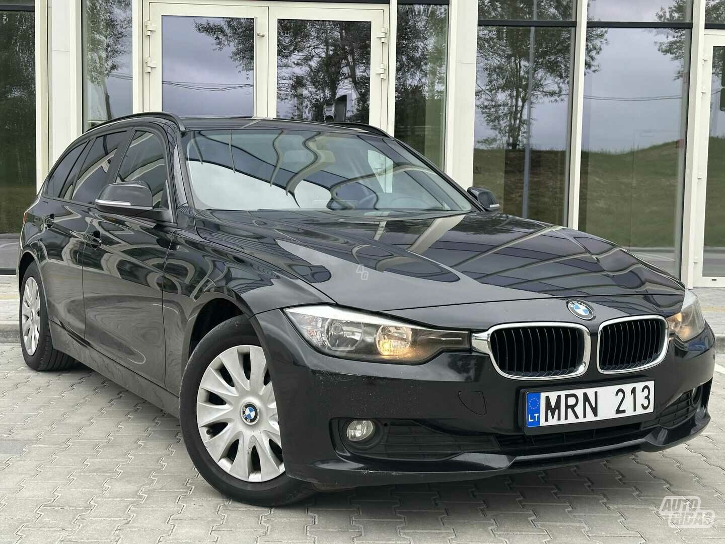 Bmw 318 2012 m Universalas