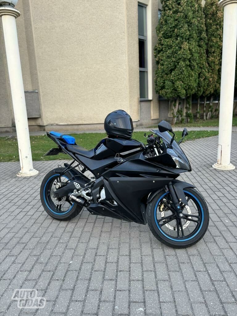 Yamaha YZF 2010 y Sport / Superbike motorcycle