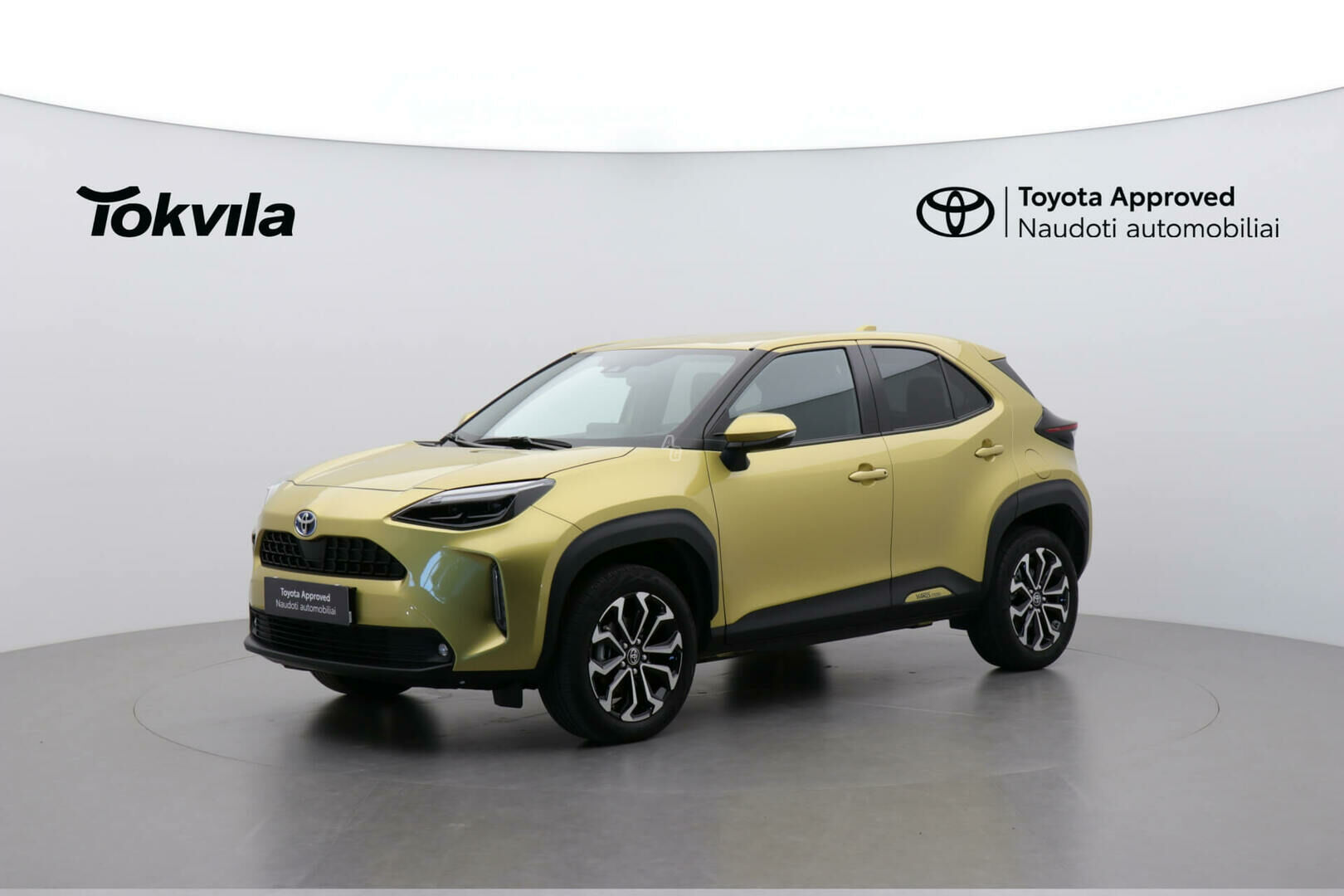 Toyota Yaris Cross 2022 г Внедорожник / Кроссовер