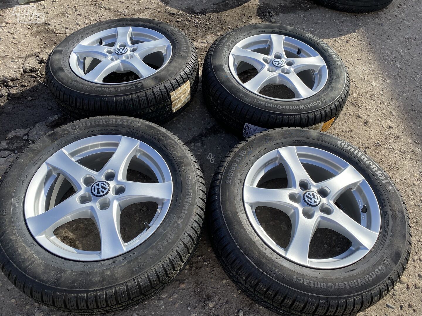 Volkswagen Siunciam, 6,5J ET41 light alloy R16 rims