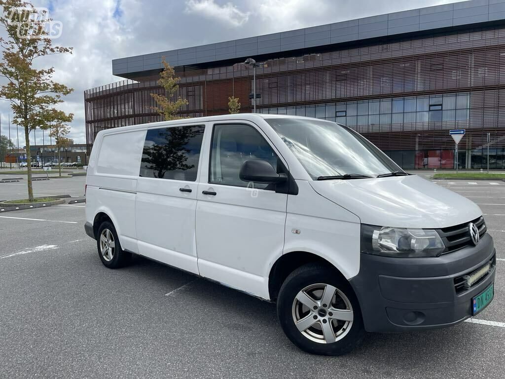 Volkswagen Transporter T5 2010 г