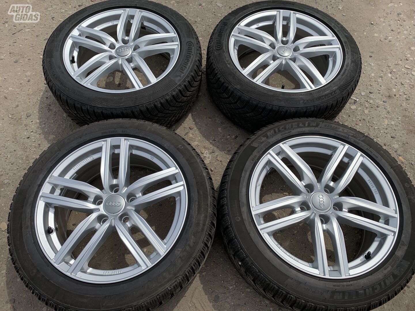 Audi Siunciam, 7,5J ET38 light alloy R17 rims