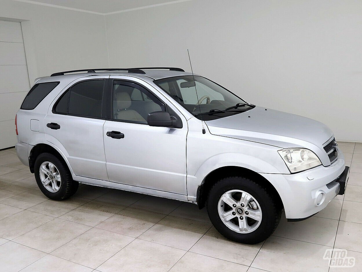 Kia Sorento CRD 2004 y