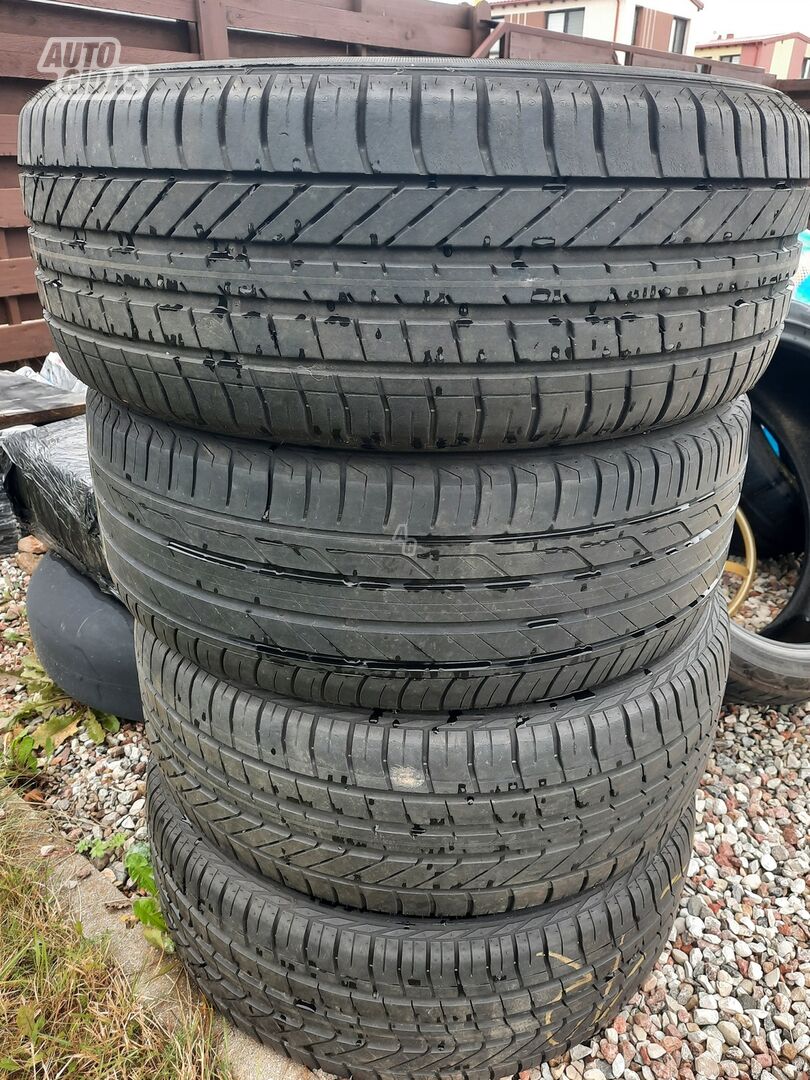 Goodyear R17 vasarinės padangos lengviesiems