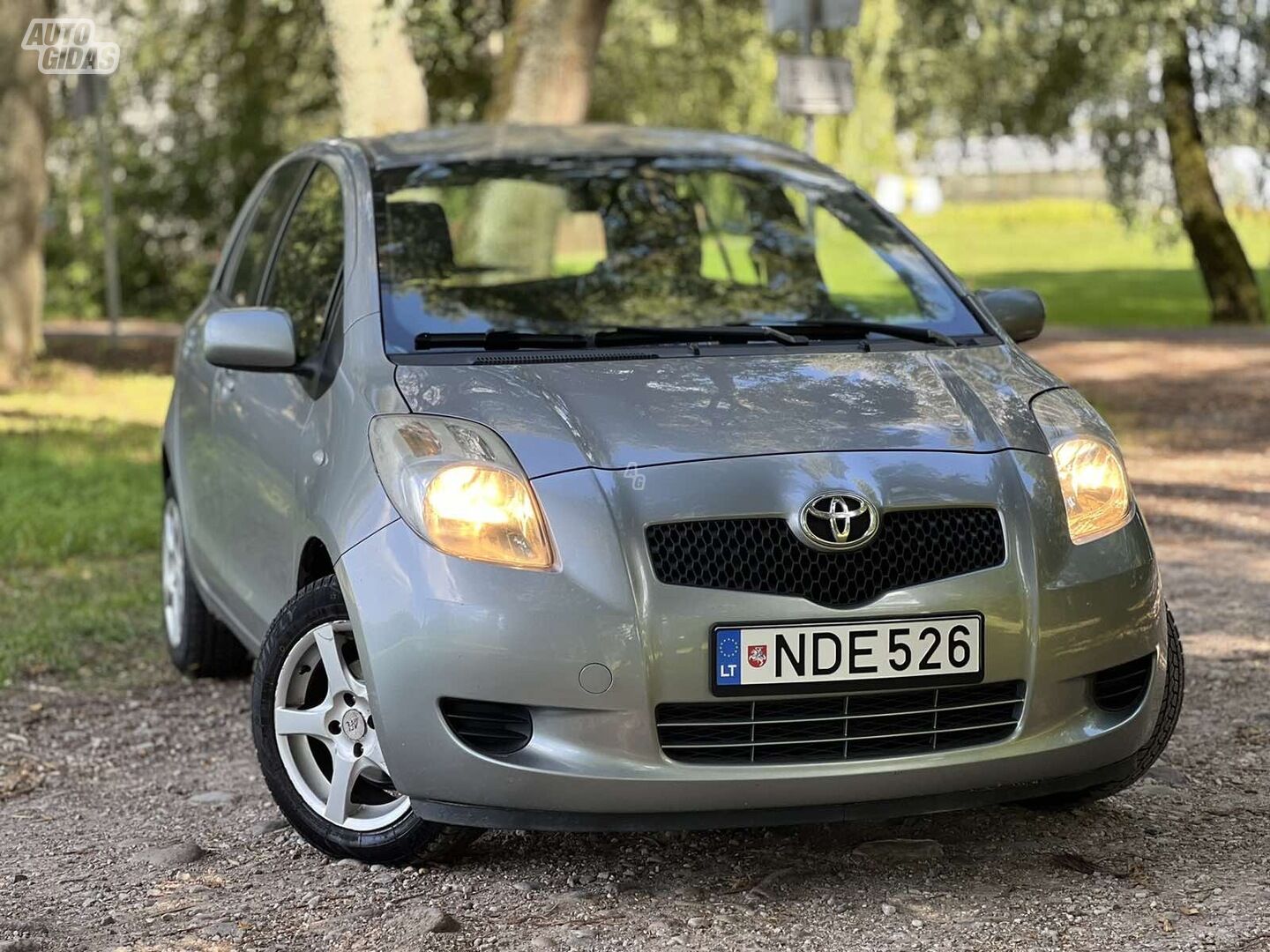 Toyota Yaris 2007 г Хэтчбек