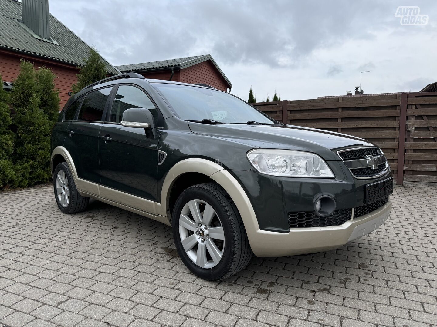 Chevrolet Captiva d LS 5-os 2009 m