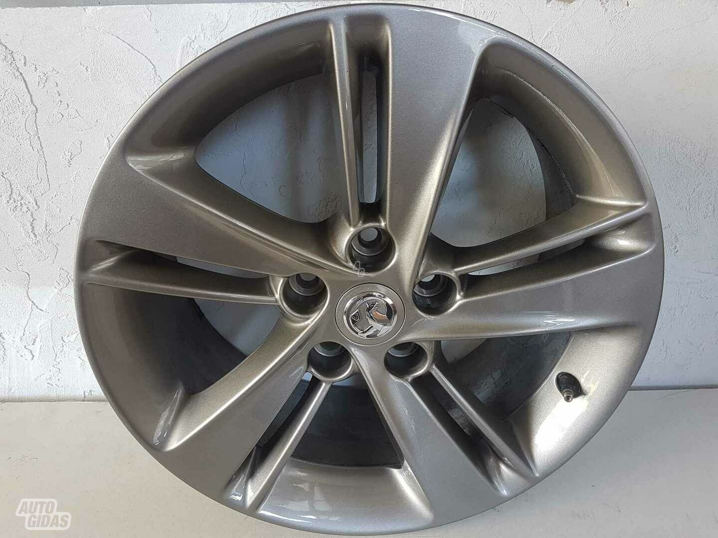 Opel Insignia light alloy R17 rims