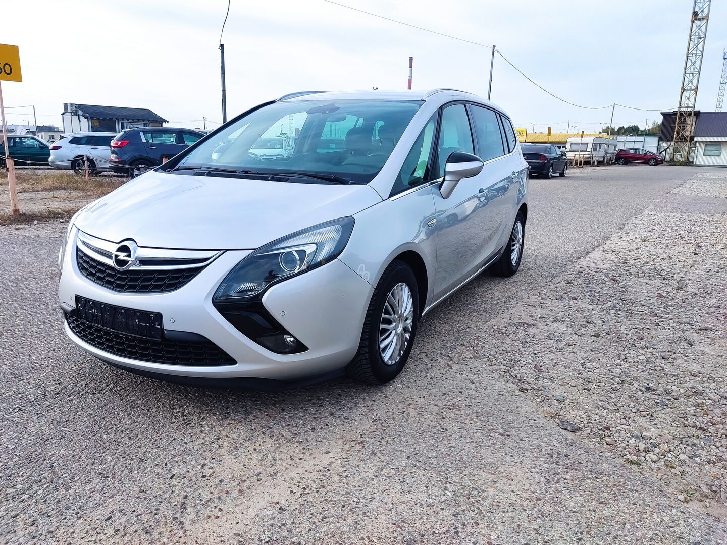 Opel Zafira Tourer 2015 y Van