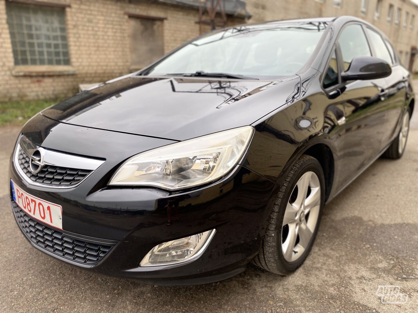 Opel Astra 2011 y Hatchback