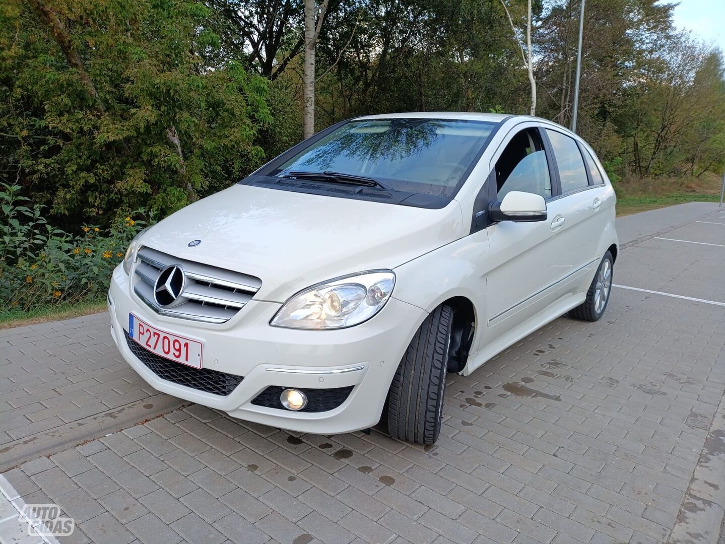 Mercedes-Benz B 180 2011 г Минивэн