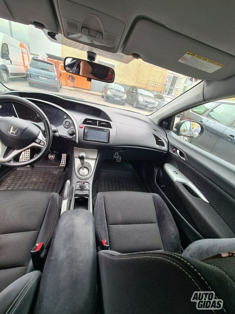 Honda Civic 2008 г Купе