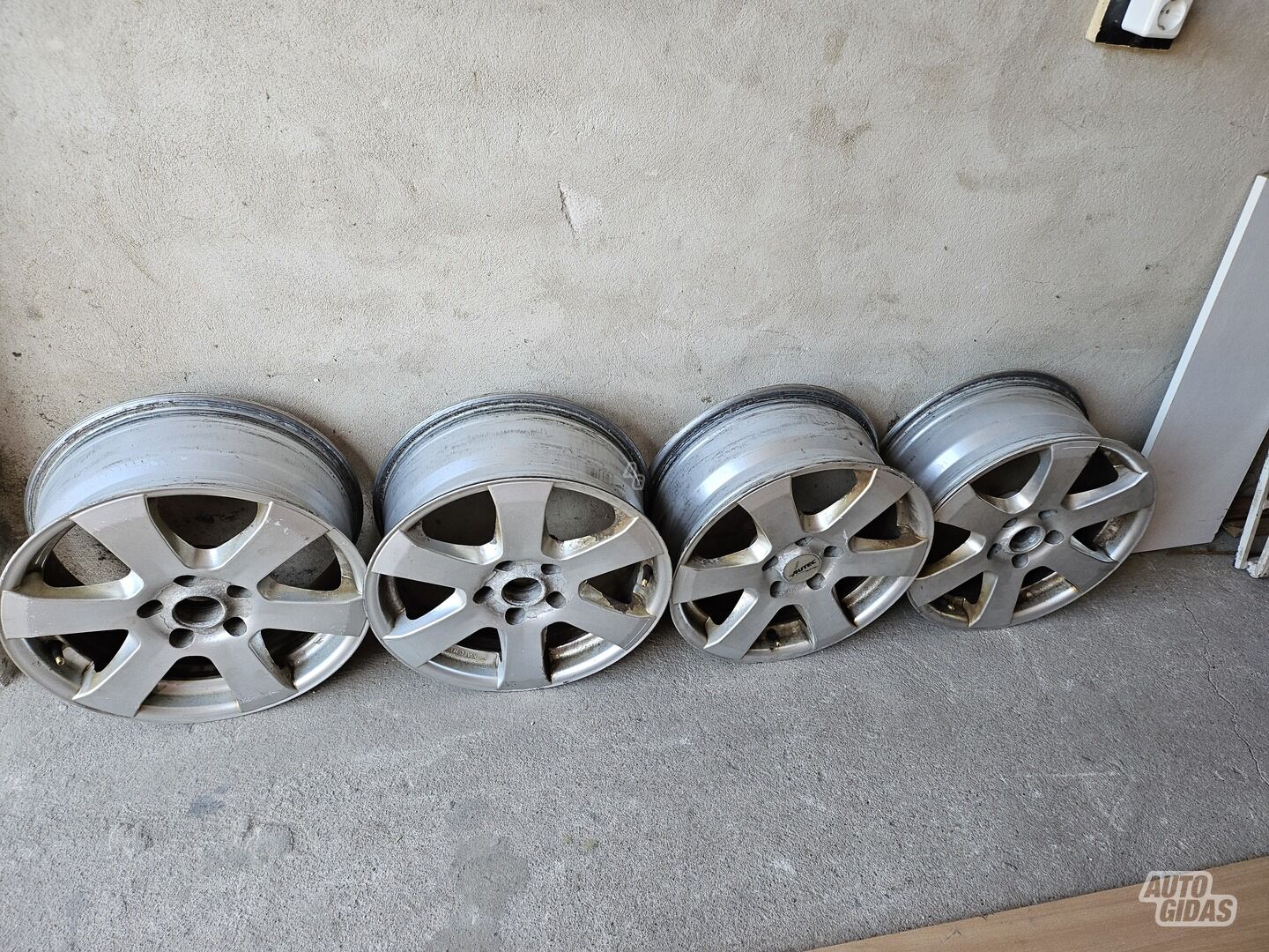 Light alloy R16 rims