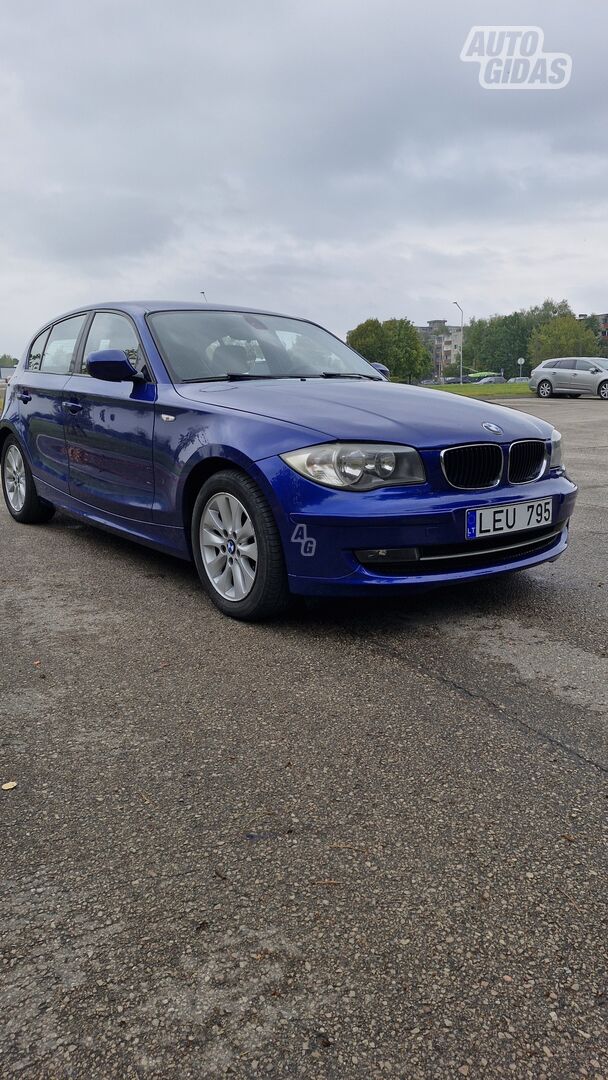 Bmw 118 E87 2010 y