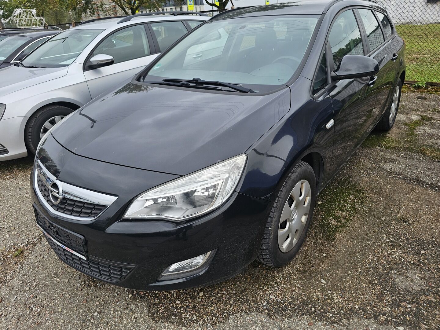 Opel Astra 2012 y Wagon