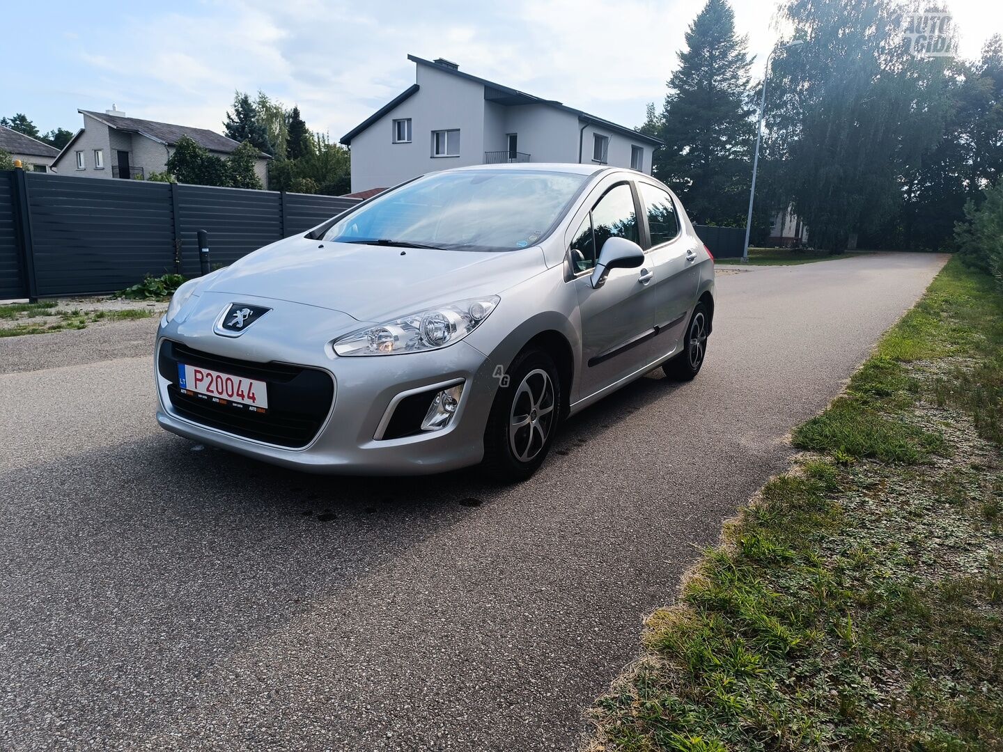 Peugeot 308 2013 y Hatchback