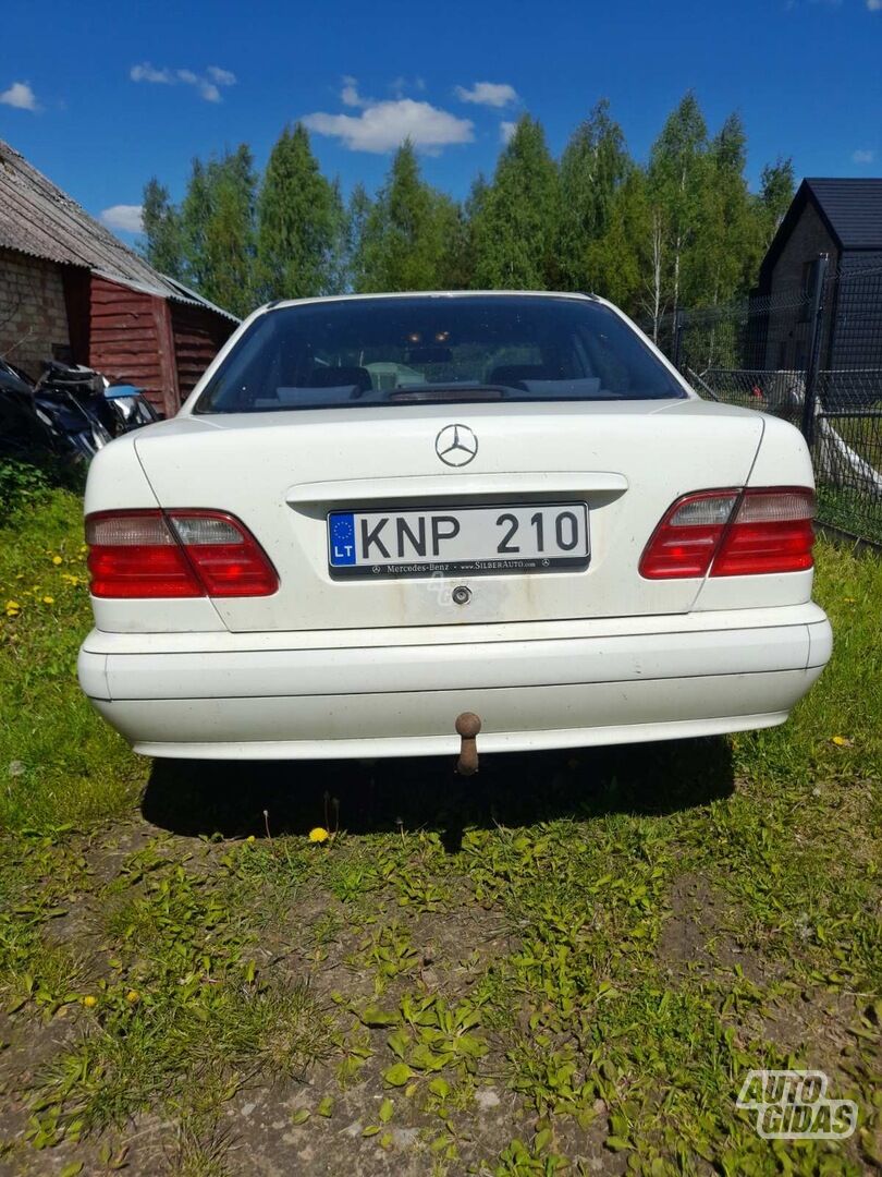 Mercedes-Benz E 200 W210 Kompr. Avantgarde 2001 m