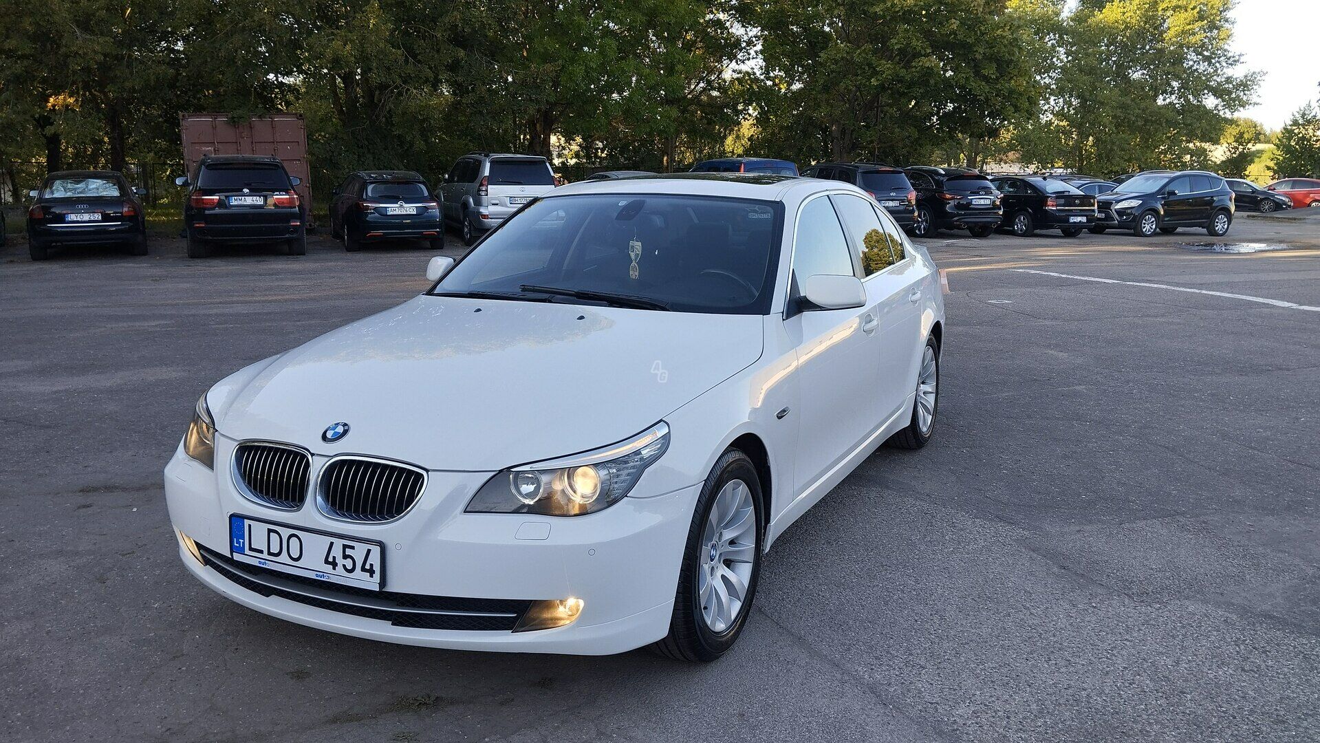 Bmw 523 E60 i 2007 г