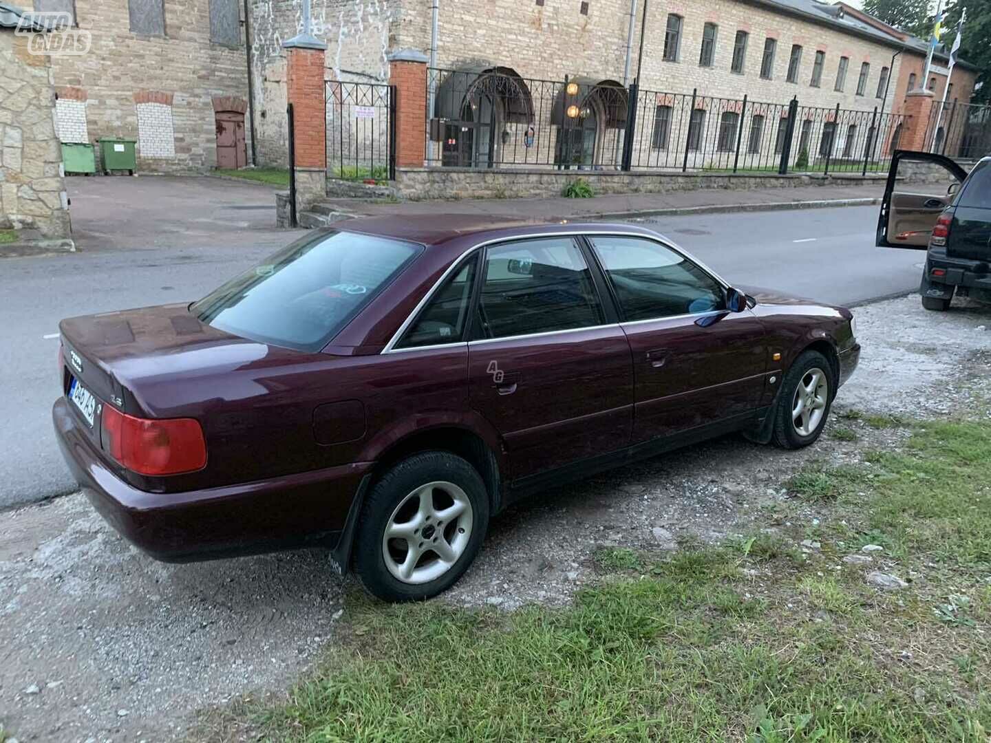 Audi A6 1996 y Sedan