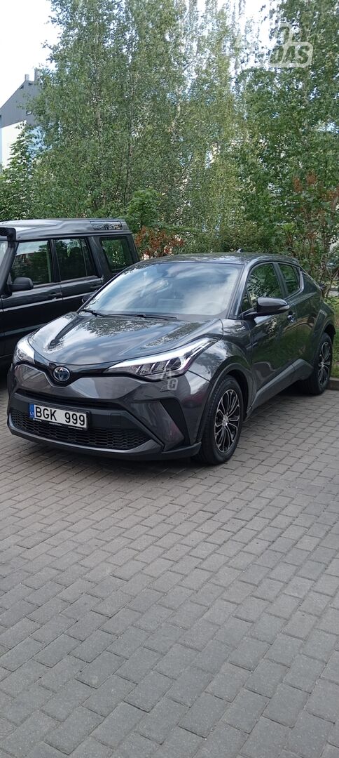 Toyota C-HR 2021 y Van