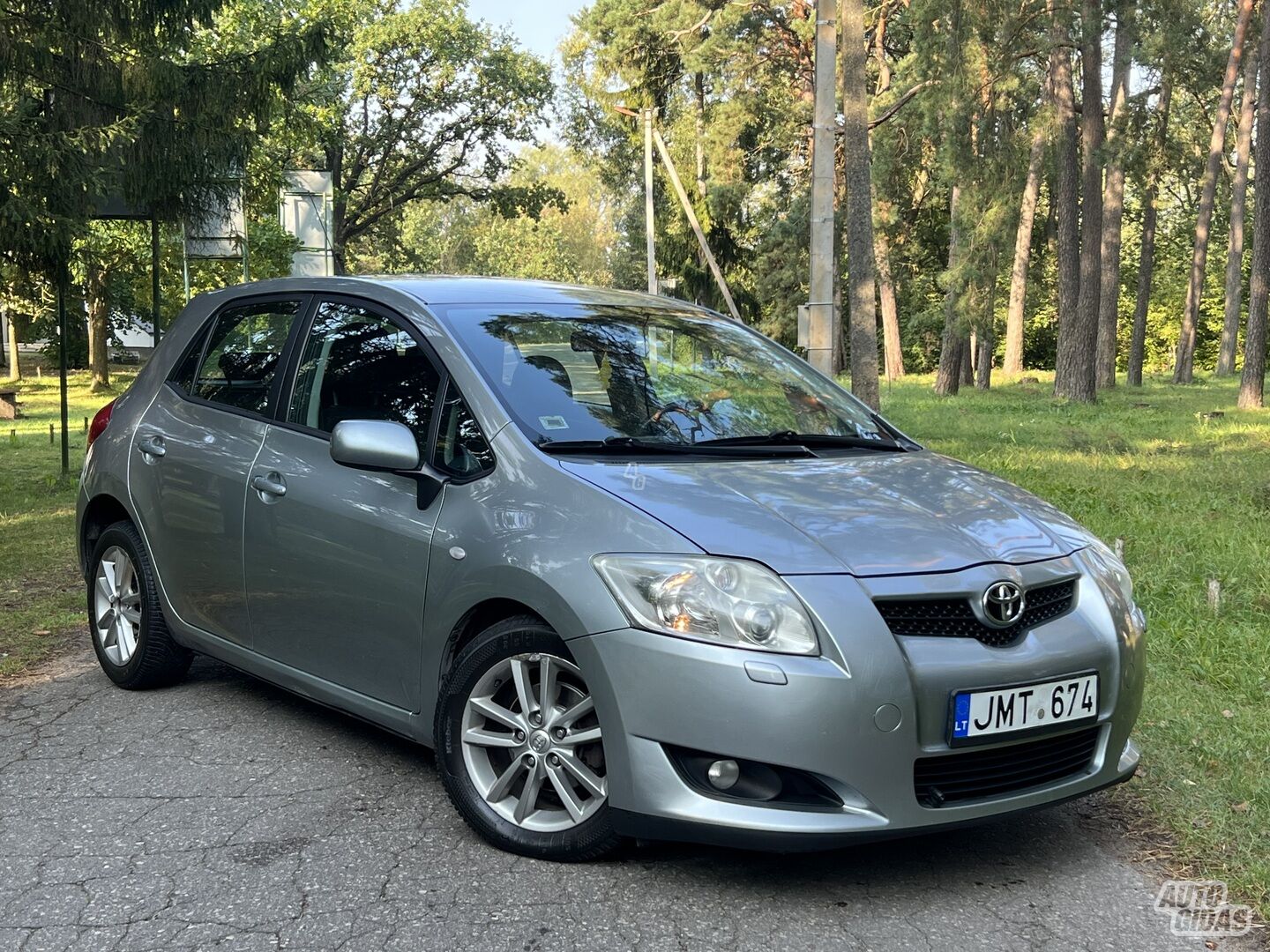 Toyota Auris I VVT-i Luna 2009 г