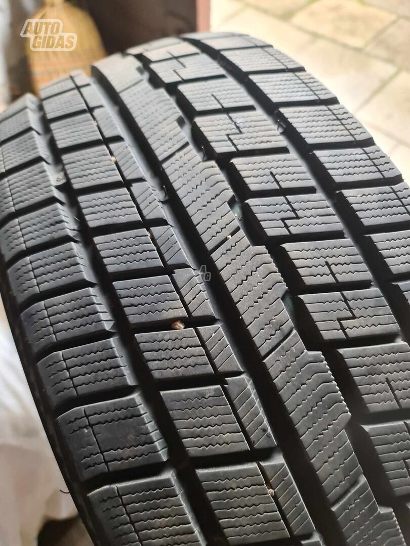 Cooper WeatherMaster ICE R17 universal tyres passanger car