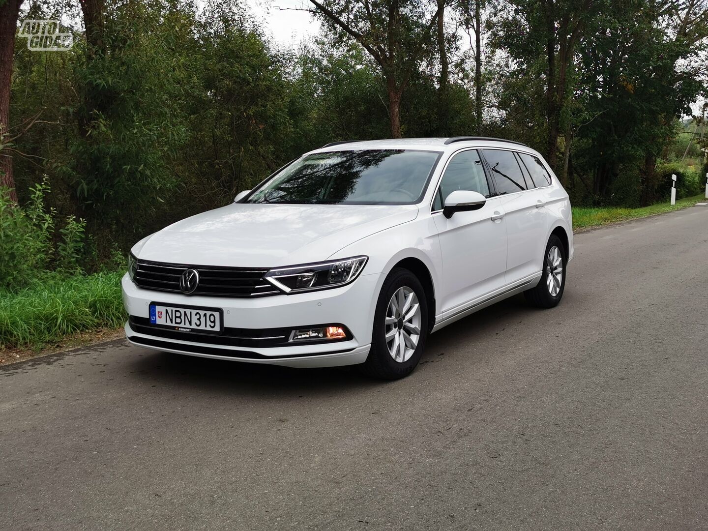 Volkswagen Passat B8 2019 y