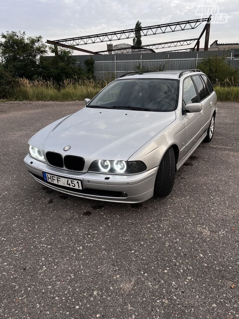 Bmw 525 E39 d Touring 2002 г