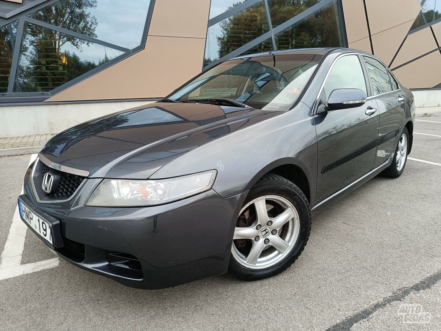 Honda Accord 2004 г Седан