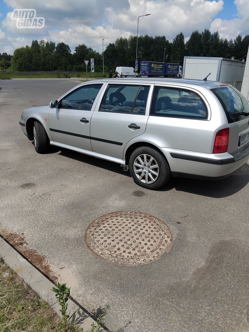 Skoda Octavia TDI 2000 y