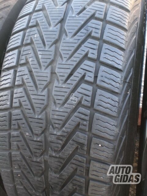 R16 universal tyres passanger car