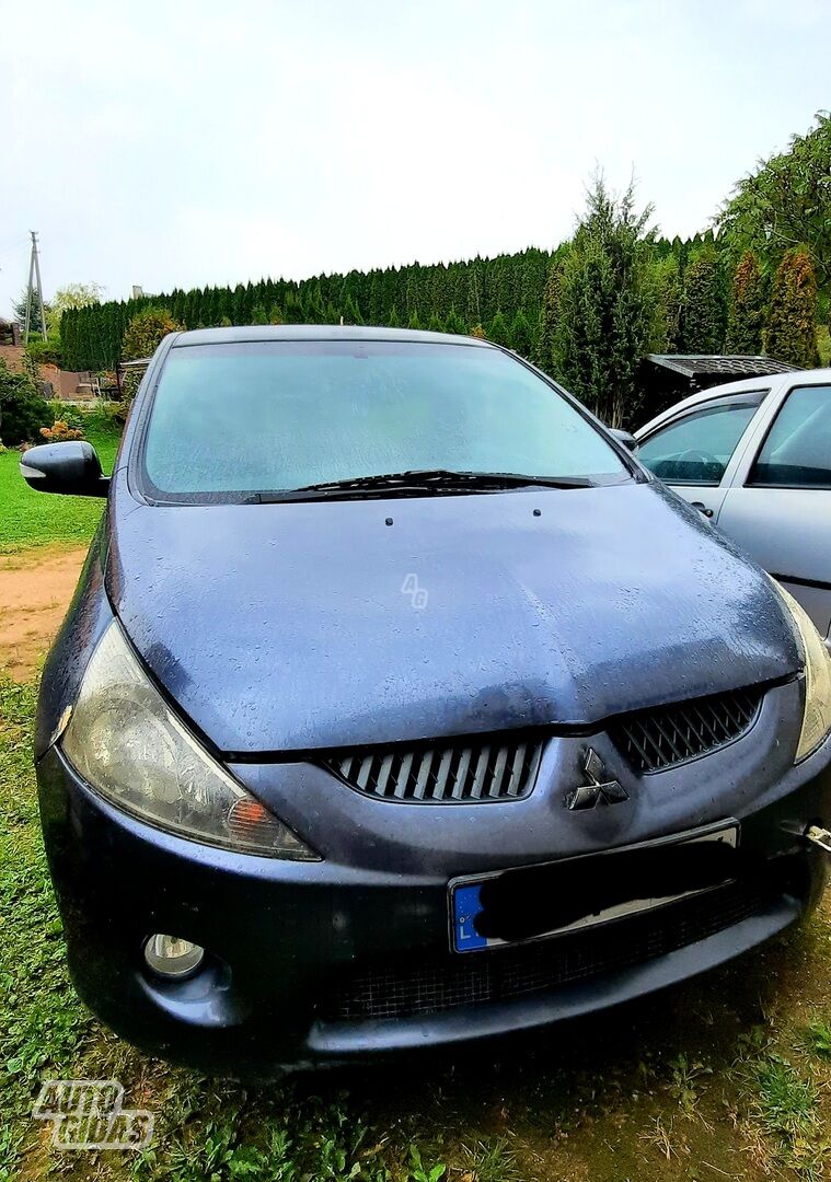 Mitsubishi Grandis 2007 y Wagon