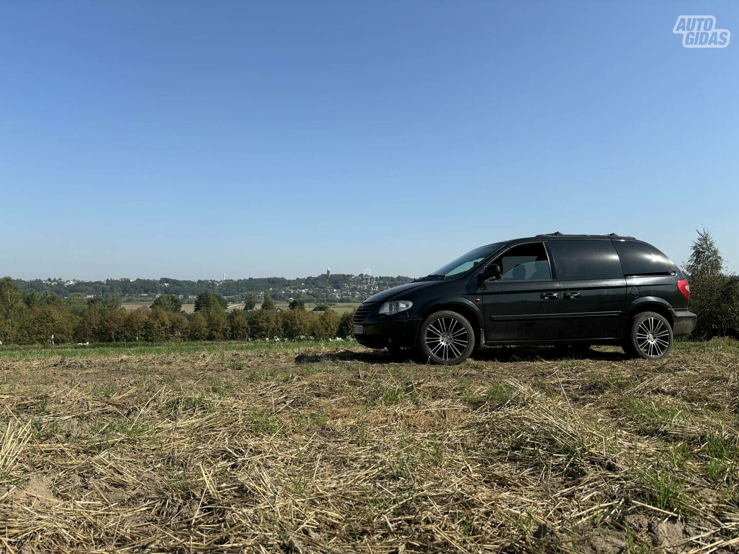 Chrysler Voyager CRD 2004 y