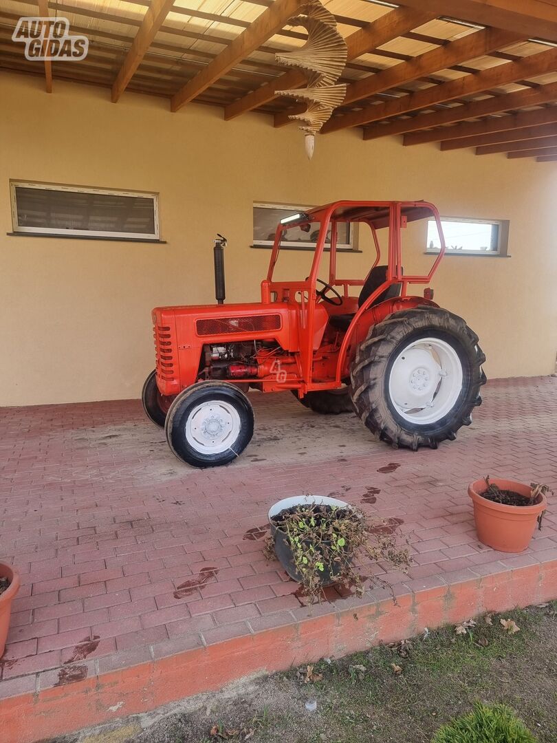 International 1986 y Tractor