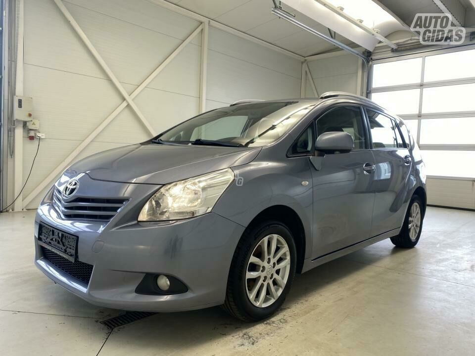 Toyota Verso 1.8 MAN.6 1.8 2009 m