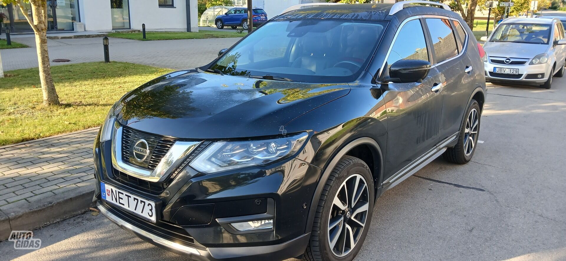 Nissan X-Trail 2018 y Off-road / Crossover