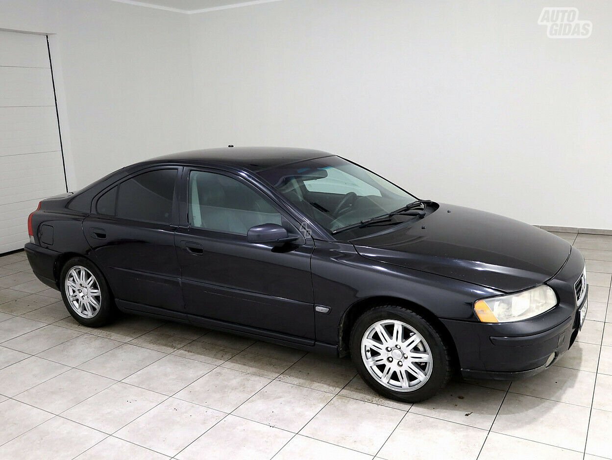 Volvo S60 D5 2005 y