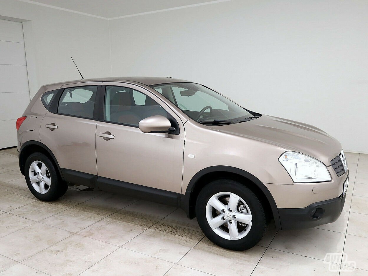 Nissan Qashqai 2007 г Внедорожник / Кроссовер