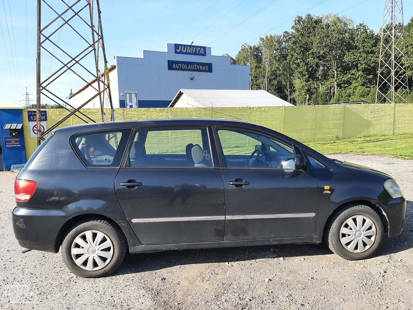 Toyota Avensis Verso 2003 m dalys