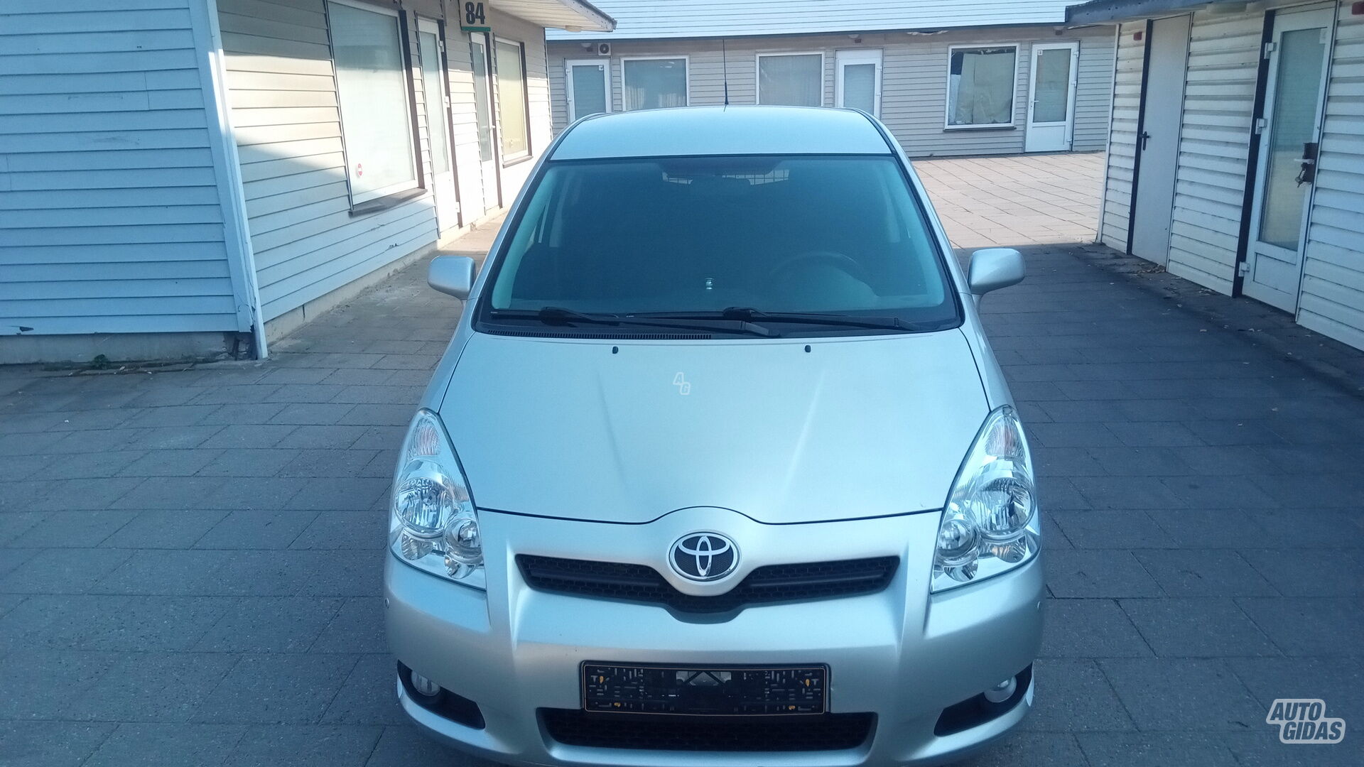 Toyota Corolla Verso TDI 2009 y