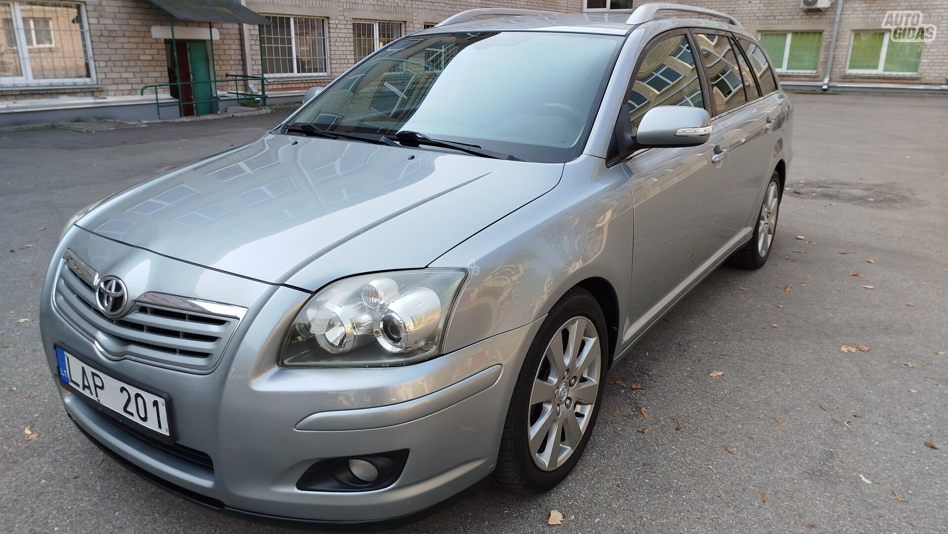 Toyota Avensis II D-4D 2007 y