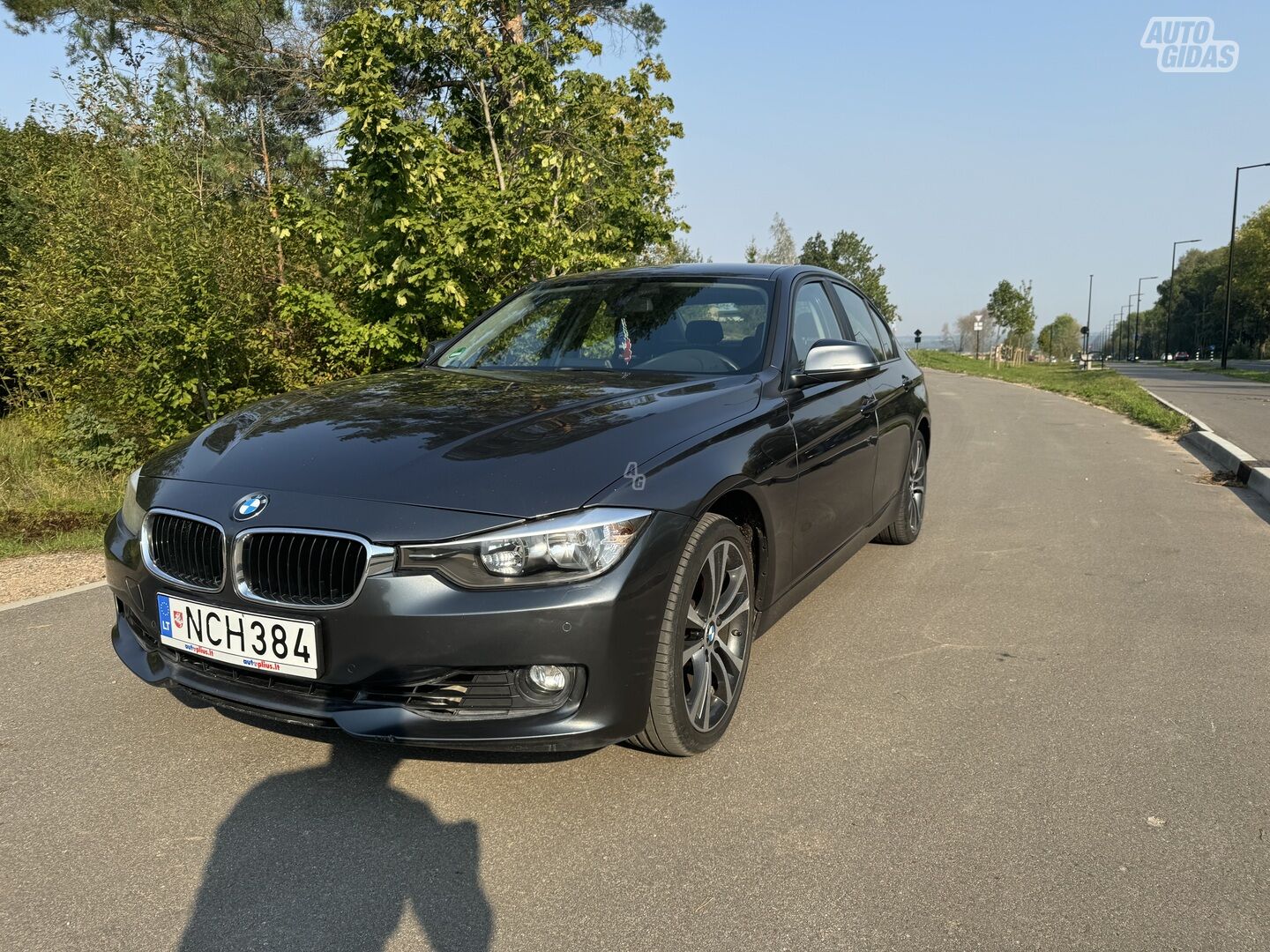 Bmw 320 F30 2012 y