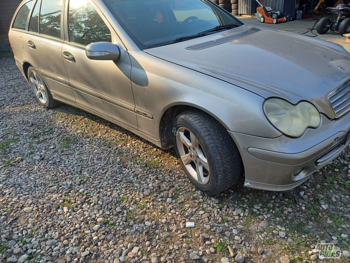 Mercedes-Benz C 220 2004 y parts