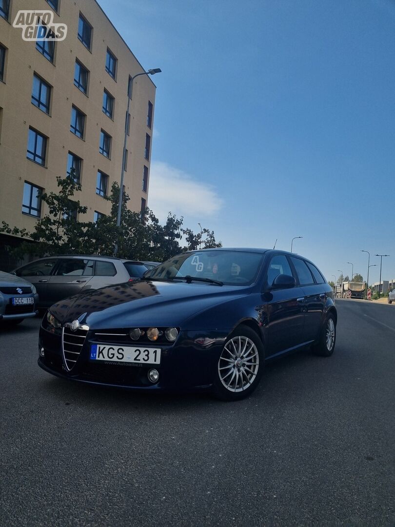 Alfa Romeo 159 2007 m Universalas